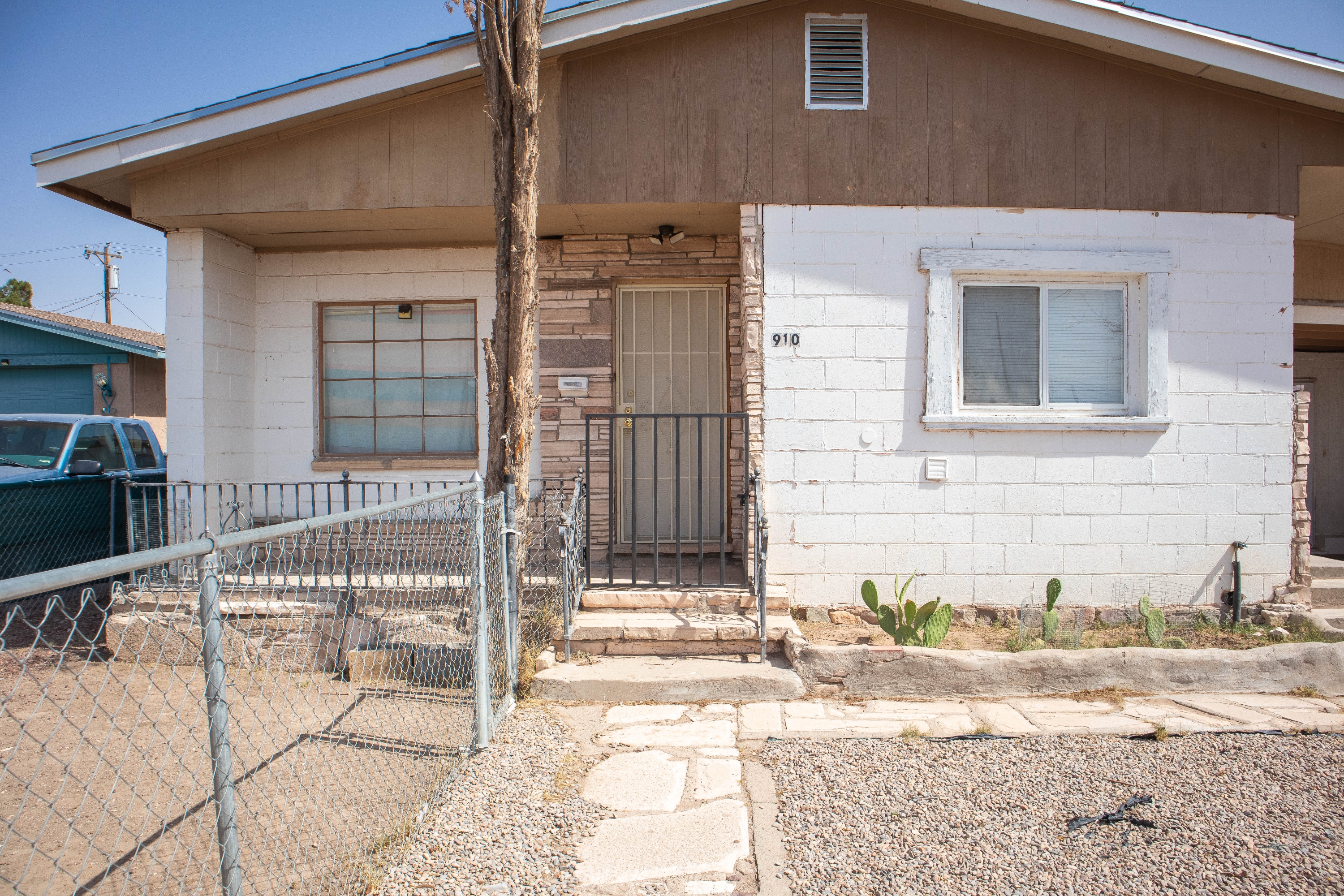 910 Van Patten Avenue
