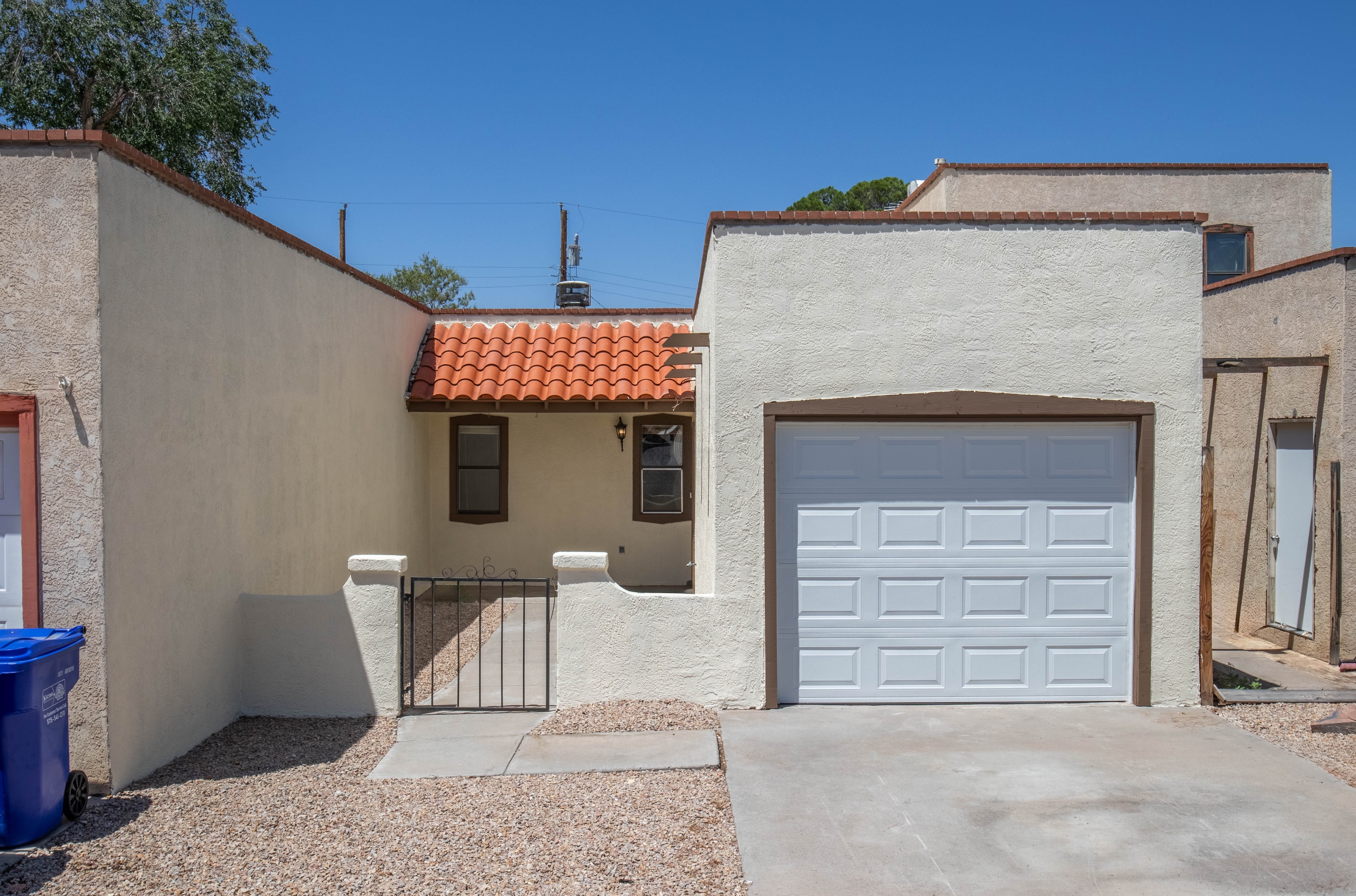 1352 South Esperanza Street