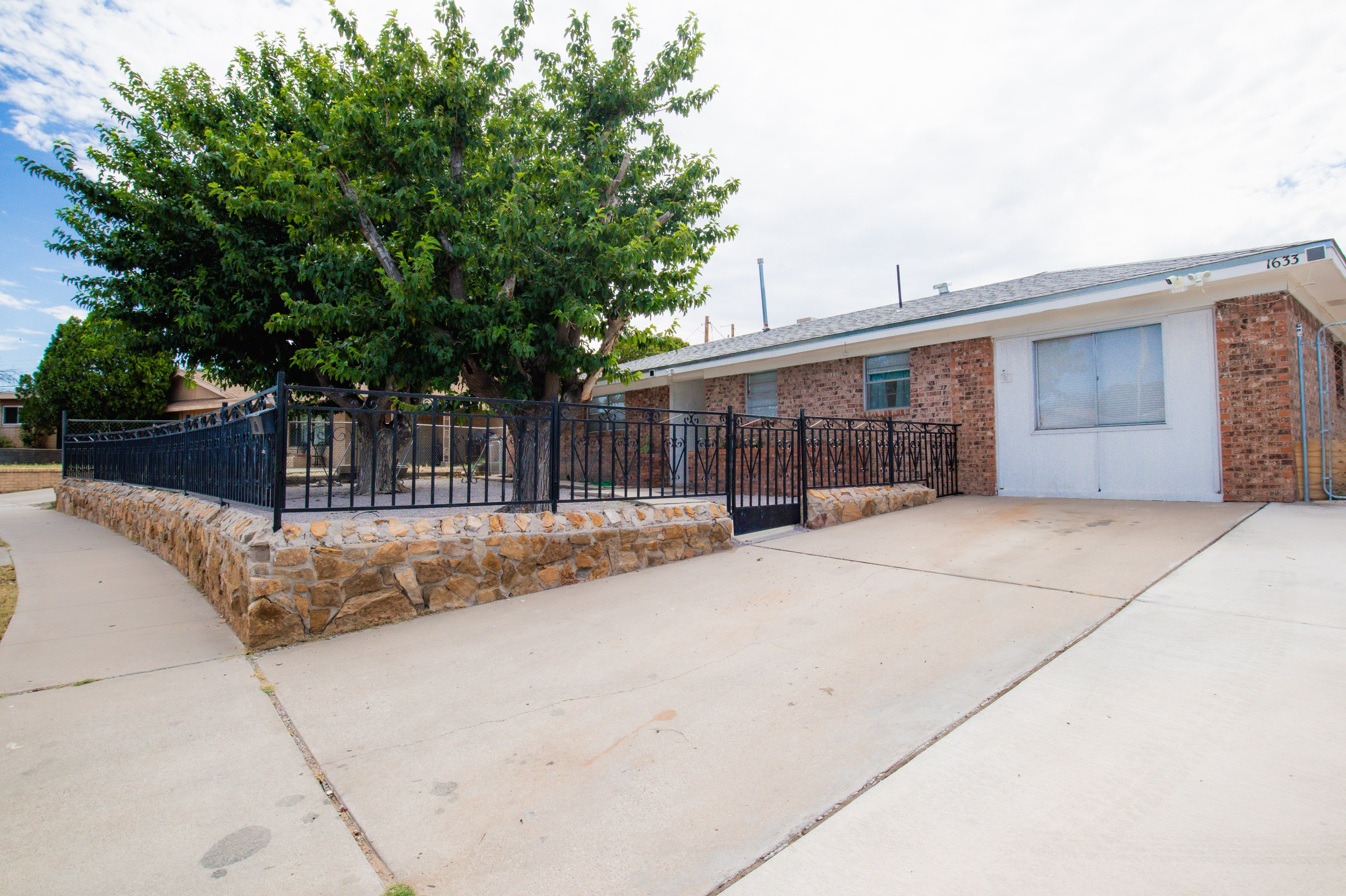 1633 Stull Drive
